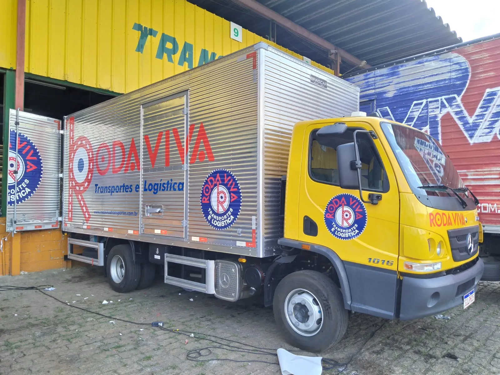 WhatsApp Image 2024-10-24 at 13.12.52 (2)_10_11zon